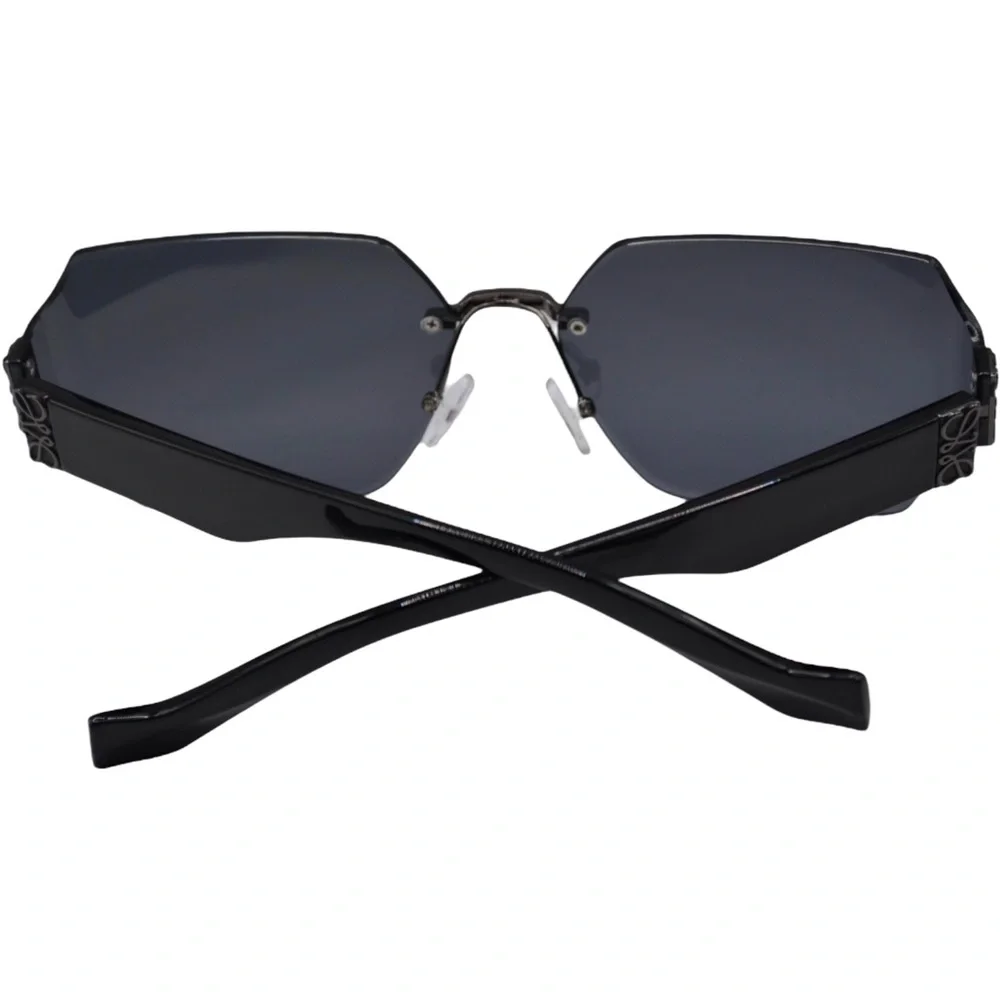 Loewe Women’s Oversized Rimless Sunglasses | Gunmetal & Black | Gray Lens | New - Picture 12 of 16